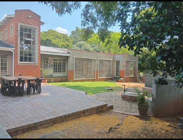 4 BEDROOM HOUSE FOR SALE IN ELDORAIGNE